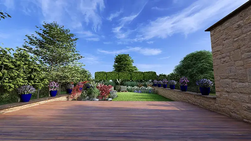 Eine moderne Holzterrasse, auf der Sie die Ruhe Ihres Gartens im Herzen der Stadt genießen können.